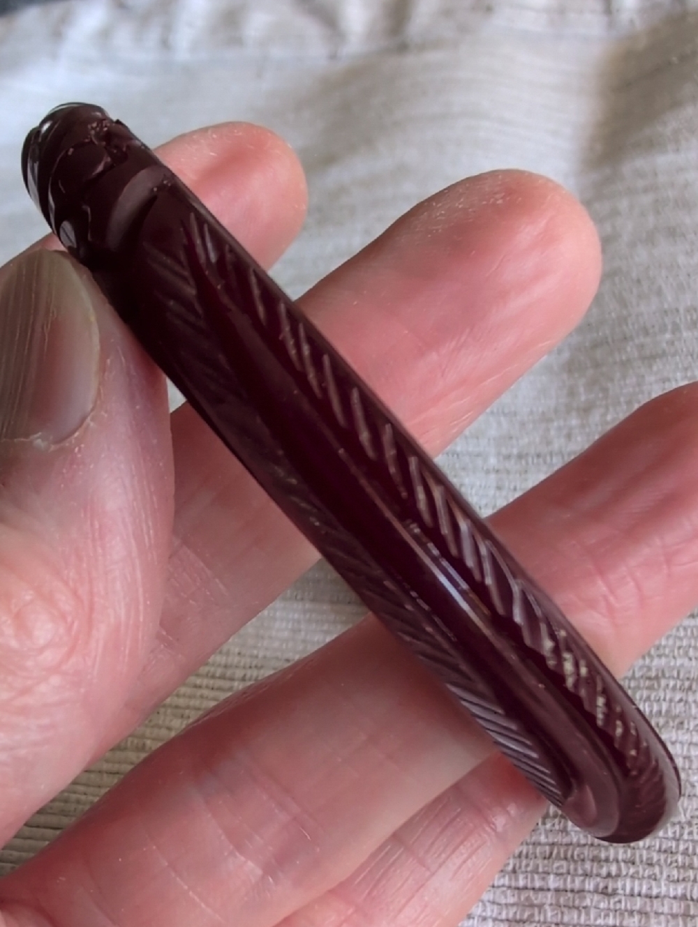 Vintage Carved Dark Red Bakelite Bangle Bracelet